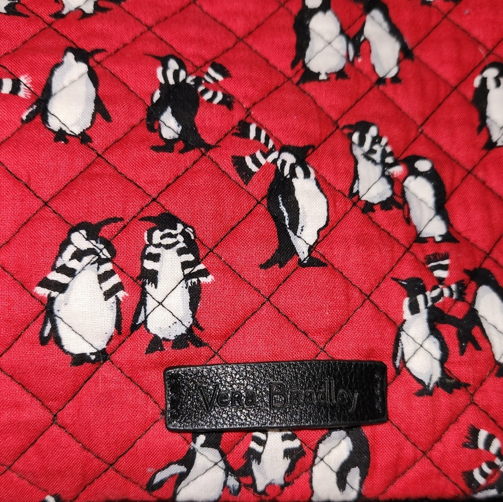 Vera Bradley Penguins Red Iconic Grand 24in Tote Bag Winter 2017 REVERSIBLE RARE - Picture 4 of 9
